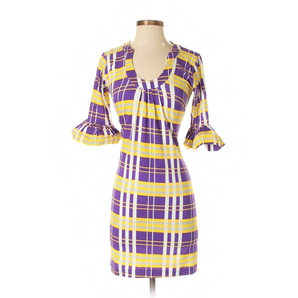 NWT Tracy Negoshian Bell Sleeve sheath dress small - Picture 2 of 7